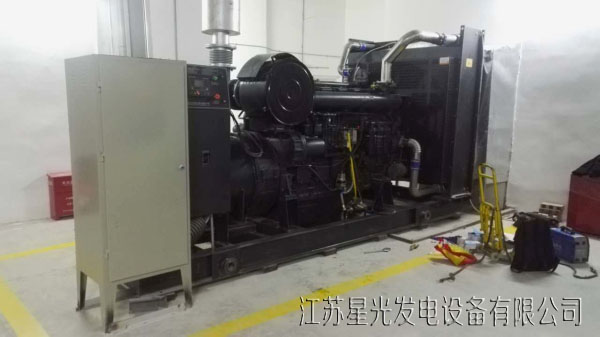 柴油發(fā)電機(jī) 柴油發(fā)電機(jī)