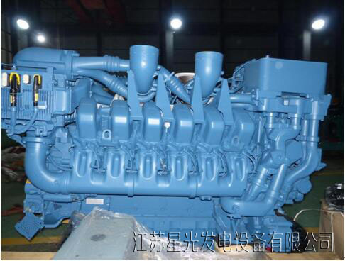 柴油機(jī) 柴油機(jī)