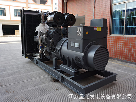 柴油發(fā)電機組 柴油發(fā)電機組
