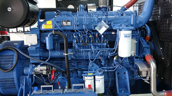 柴油發(fā)電機組 柴油發(fā)電機組