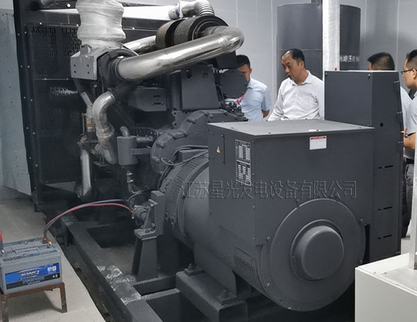 柴油發(fā)電機(jī)組 柴油發(fā)電機(jī)組